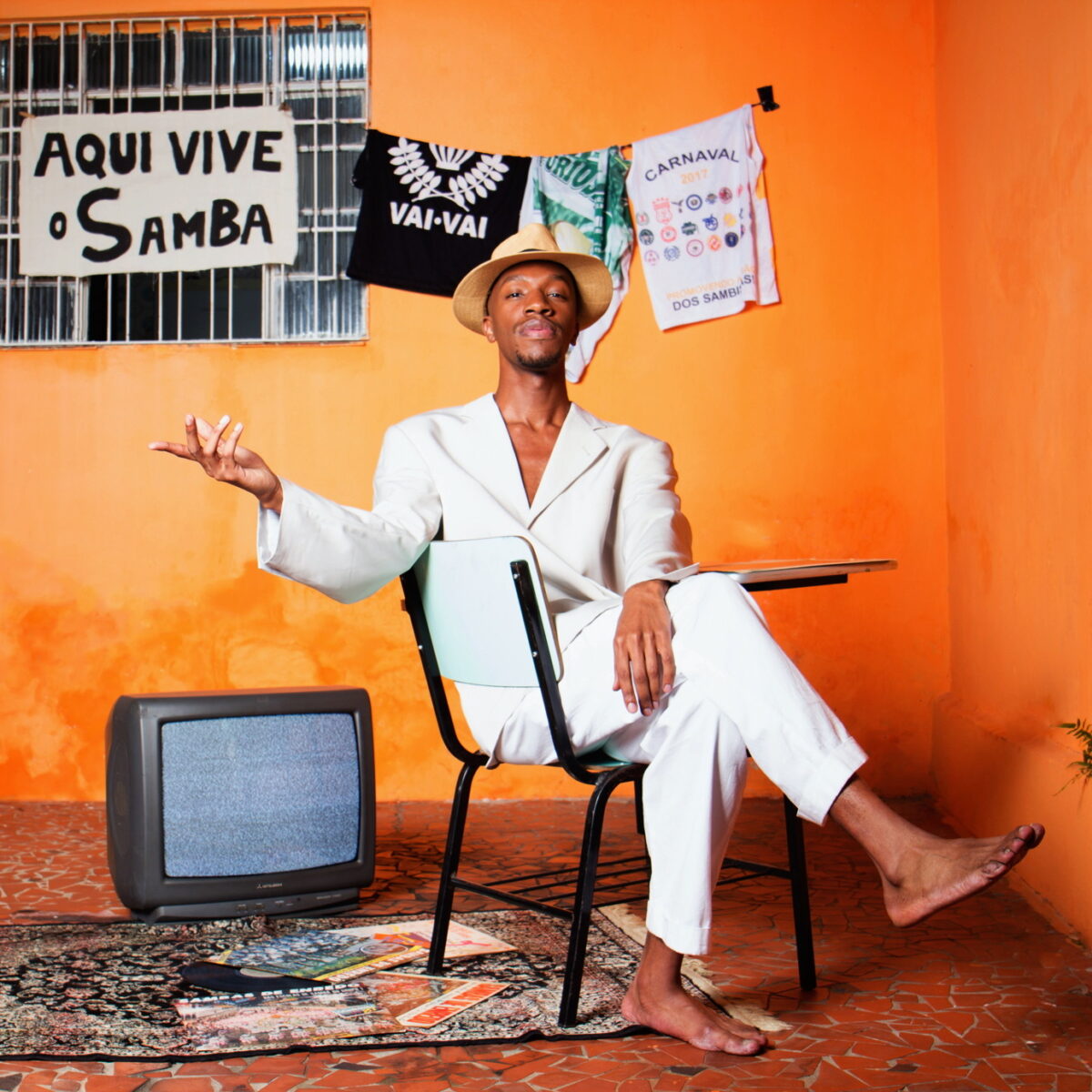 O dia em que a universidade entrou na escola de samba