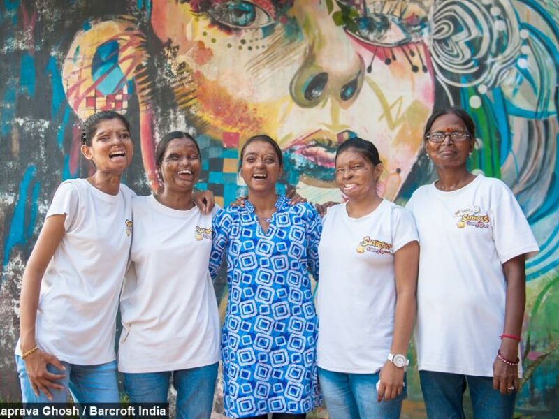 Sheroes: o primeiro café do mundo administrado por sobreviventes de ataques com ácido