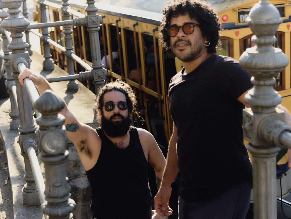 O samba-jazz de Antonio Neves e Thiaguinho Silva pelas Ladeiras de Santa Teresa