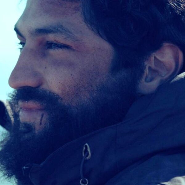 ‘Barba Ensopada de Sangue’, um suspense poético sobre desinformação