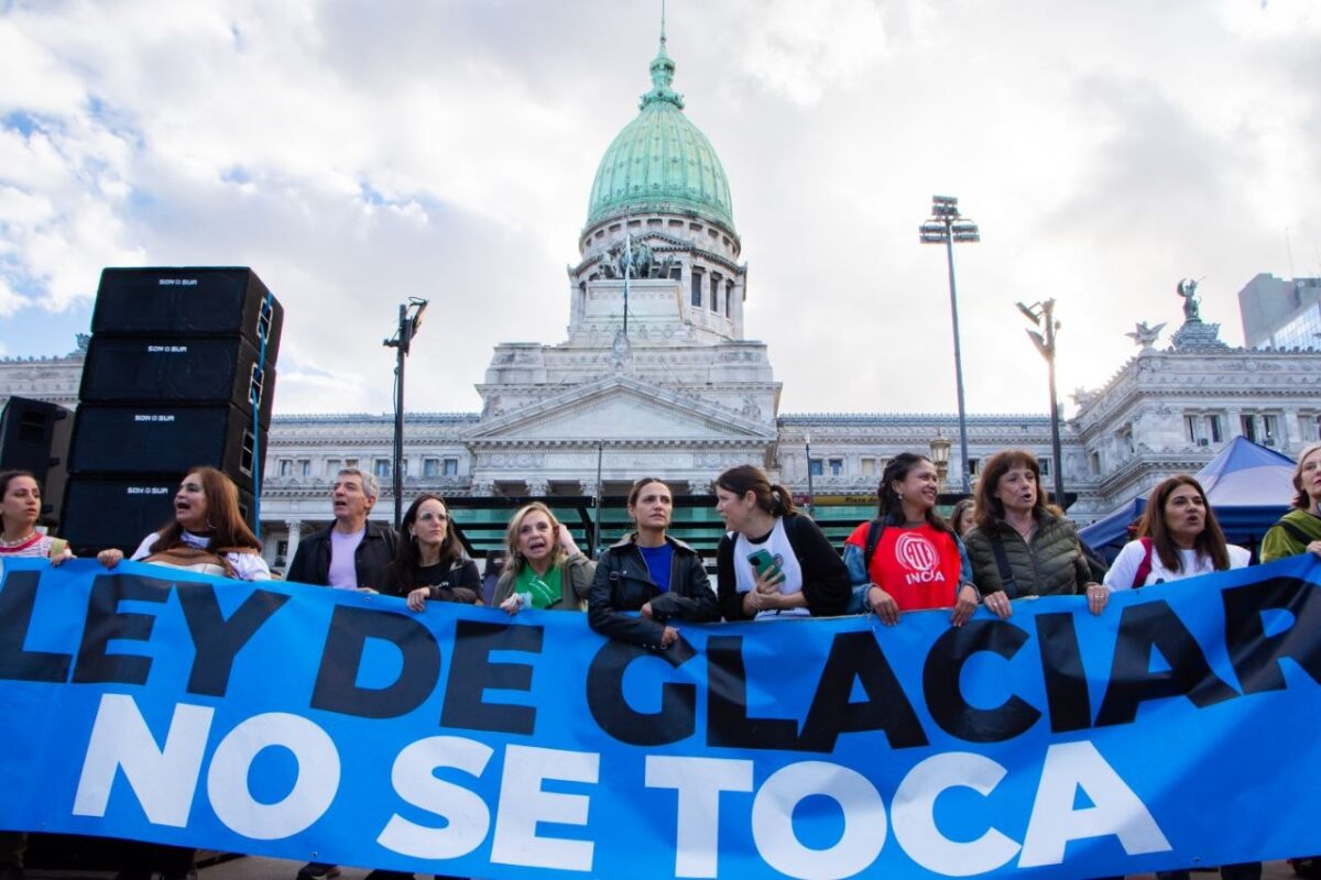 Argentina: deputados aliados a Milei modificaram a Lei de Geleiras a favor da mineração