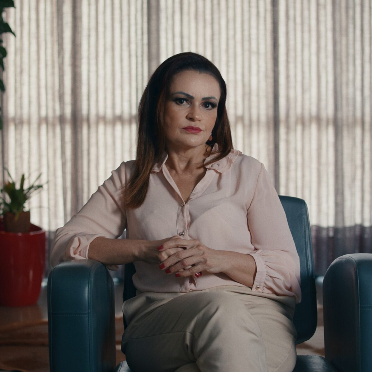 ‘Nua na Rede’ expõe o impacto do vazamento de imagens íntimas no Brasil