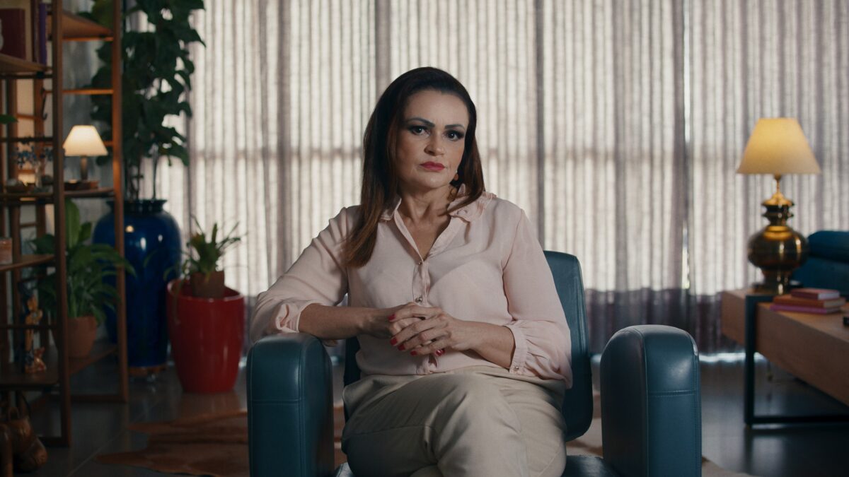 ‘Nua na Rede’ expõe o impacto do vazamento de imagens íntimas no Brasil