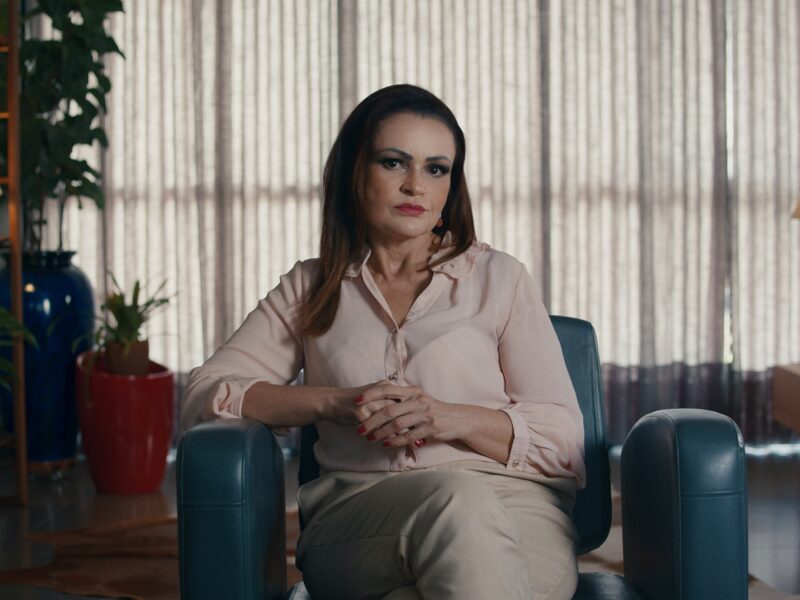 ‘Nua na Rede’ expõe o impacto do vazamento de imagens íntimas no Brasil