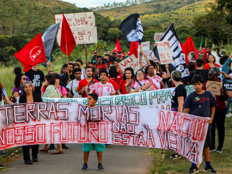 Audiência e marcha contra mineração de terras raras mobilizam o Sul de Minas
