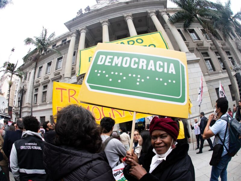 Mais de 600 pesquisadores lançam contra-manifesto pelo pluralismo com igualdade democrática nas universidades