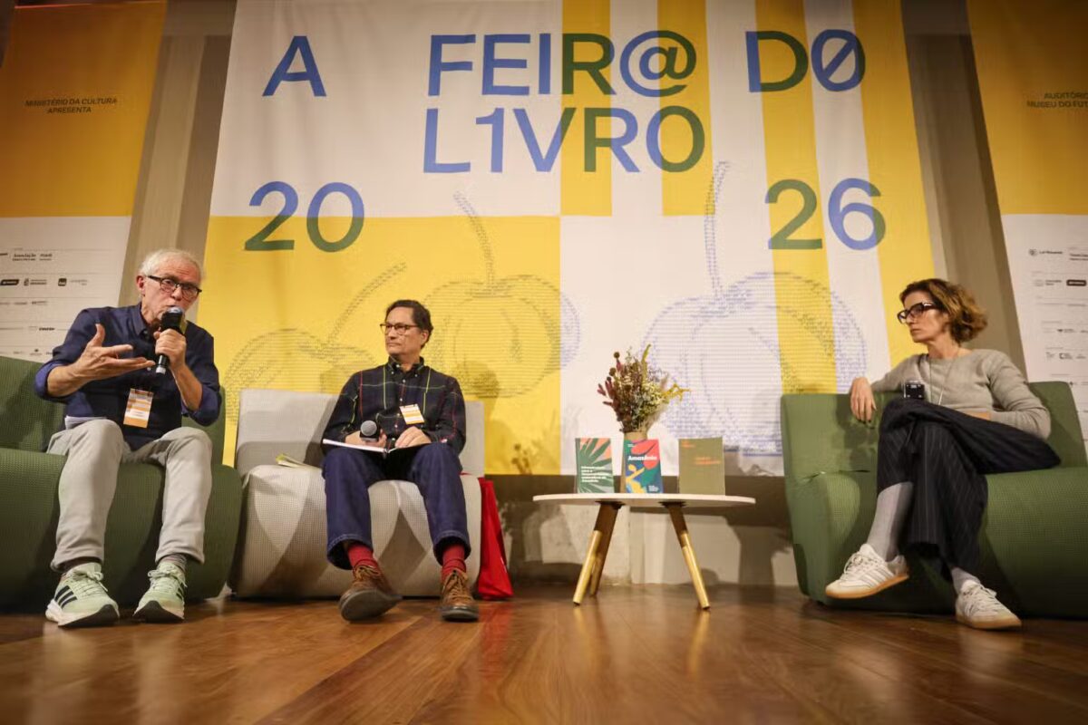 Especialistas defendem novo modelo econômico para garantir o futuro da Amazônia na Feira do Livro de SP