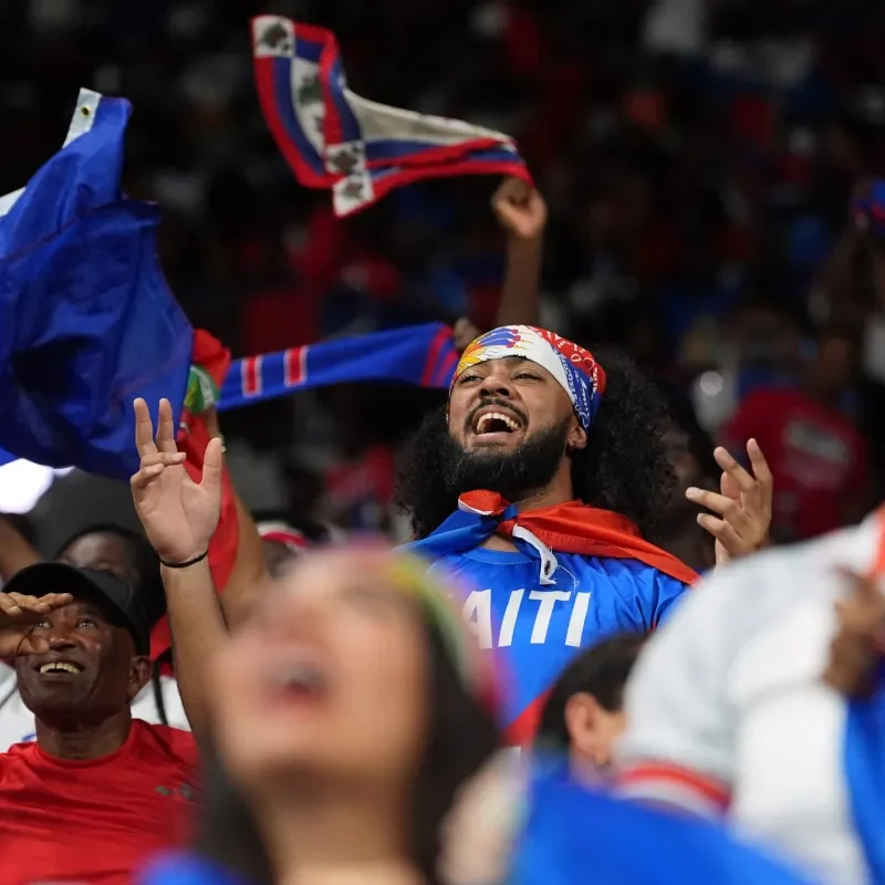 Futebol sem torcida? Restrições migratórias colocam comunidade haitiana no centro dos debates durante a Copa do Mundo