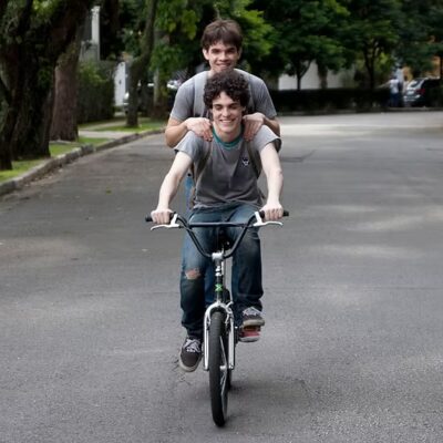 ‘Hoje Eu Quero Voltar Sozinho’ 12 anos depois: quando crescer também é se enxergar