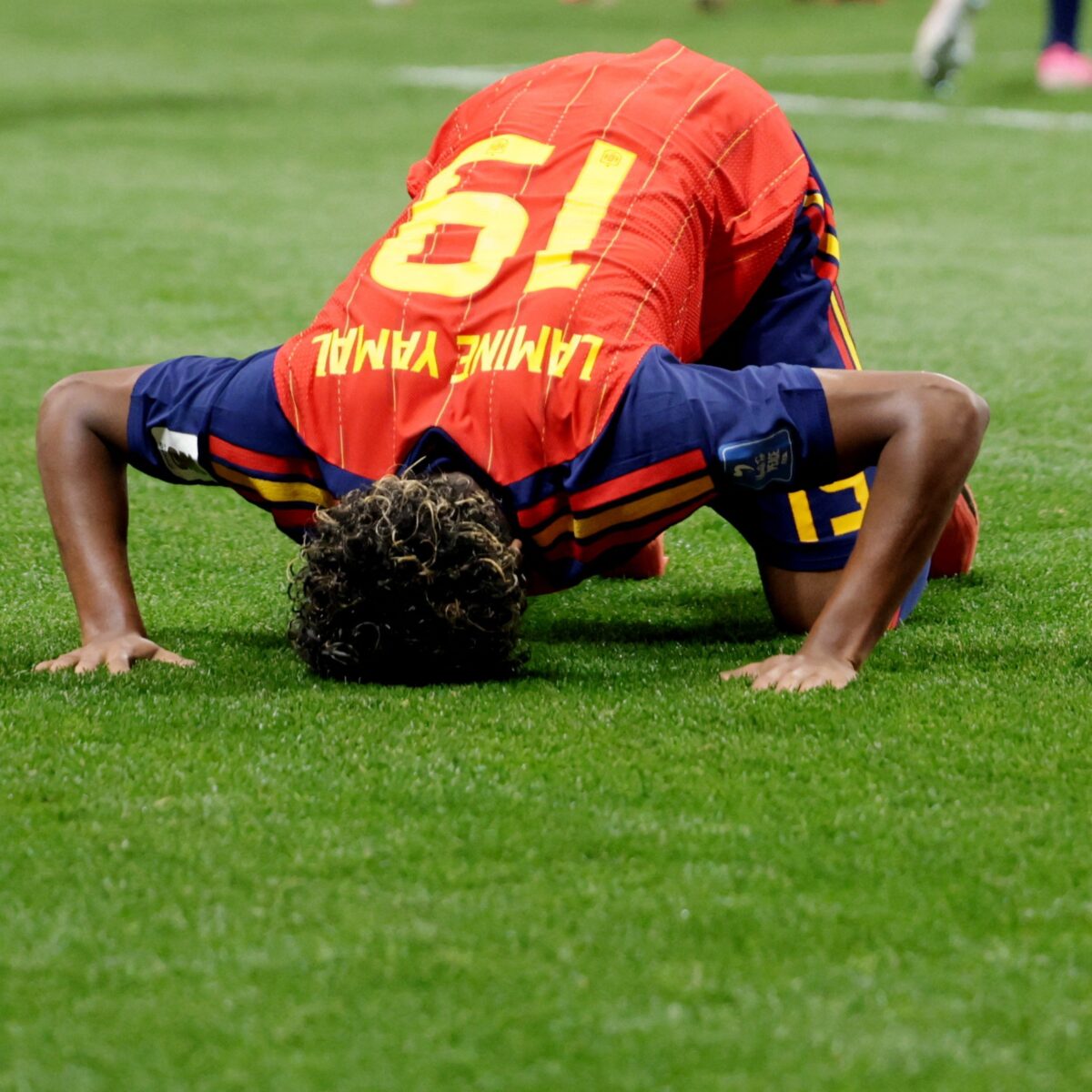 Como Yamal e Salah ajudam a entender o histórico de islamofobia no futebol 