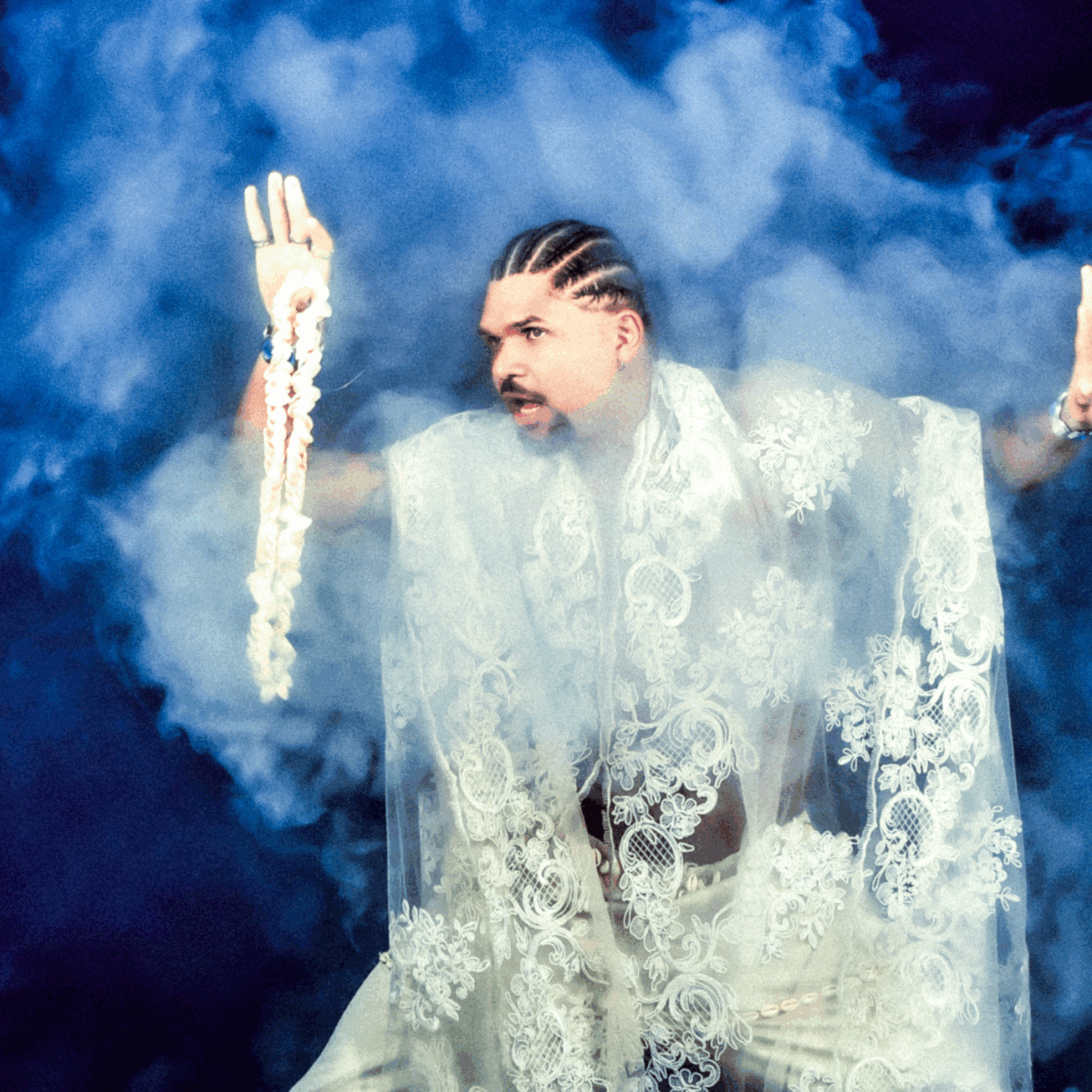 Gabriel Sebastian explora cultura regional e misticismo em novo single “Foge Comigo?”