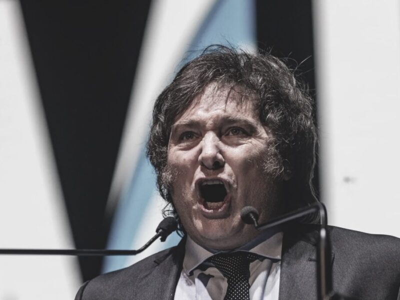 Governos de extrema direita promovem retrocessos e instabilidade social na América Latina