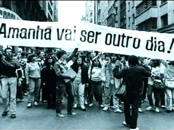 Projeto de música e história da ditadura militar realiza aula-espetáculo no IFRN de João Câmara