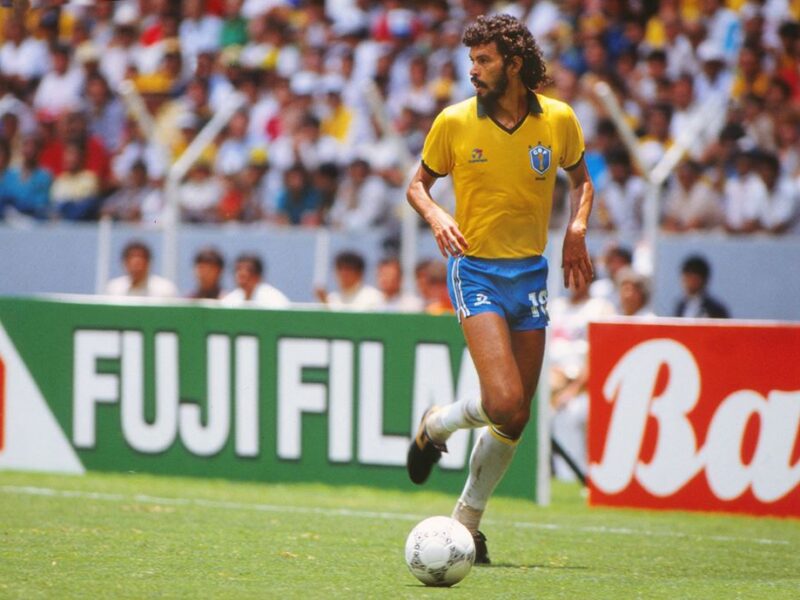 De Sócrates a Matt Freese: os jogadores de Copa do Mundo que se formaram em universidades históricas