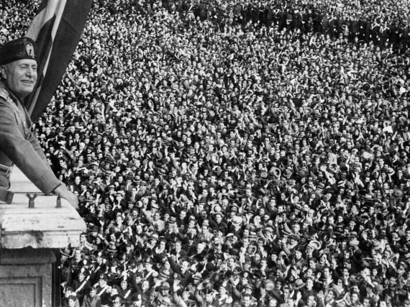 De Mussolini a Putin, como ditaduras transformaram a Copa do Mundo em propaganda política 