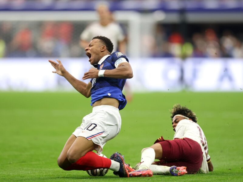 Au Revoir: Espanha vence a França por 2×0 e avança para a final da Copa do Mundo