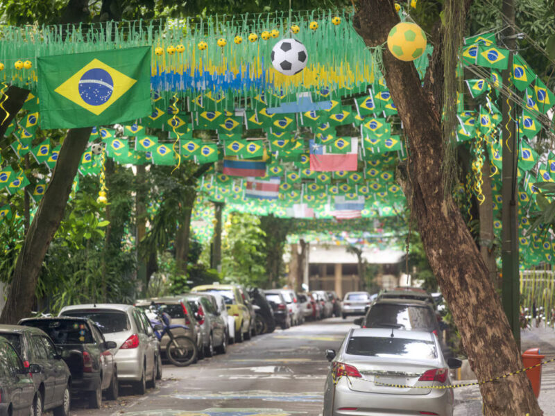 Além do esporte, Copa do Mundo impulsiona a identidade nacional