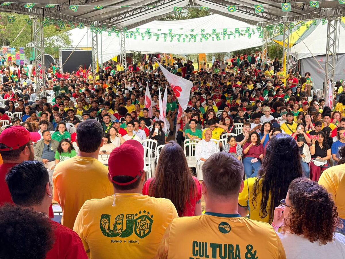 Derrotar a extrema direita, reeleger Lula e construir um projeto nacional de esperança e futuro